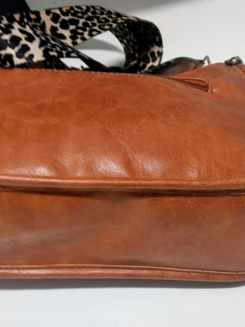 Leopard Strap Crossbody Bag for Women Ladies Casual Satchel Hobo EUC 10X8X4 - Picture 5 of 9